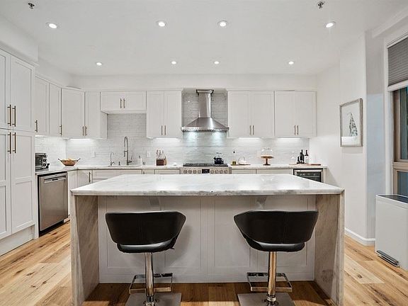 5th image of 13044 Pacific Promenade APT 129