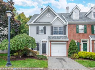 6 Washington Ct, Towaco, NJ 07082