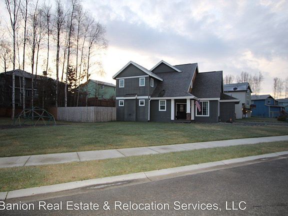 3rd image of 13617 Charmley Cir