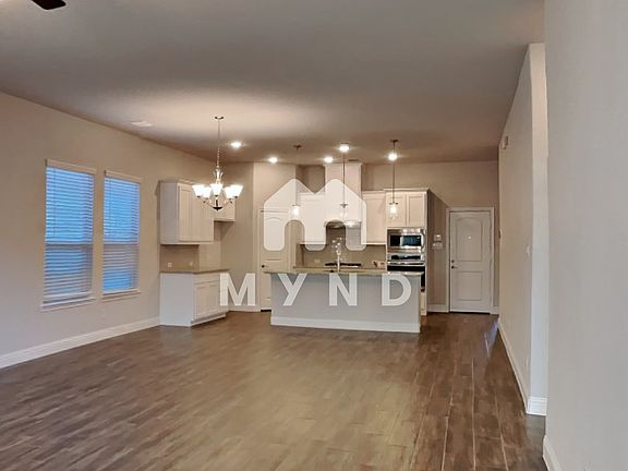 4th image of 6016 Humber Ln