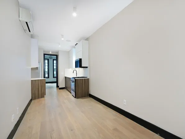 208 15th Street image 8 of 46