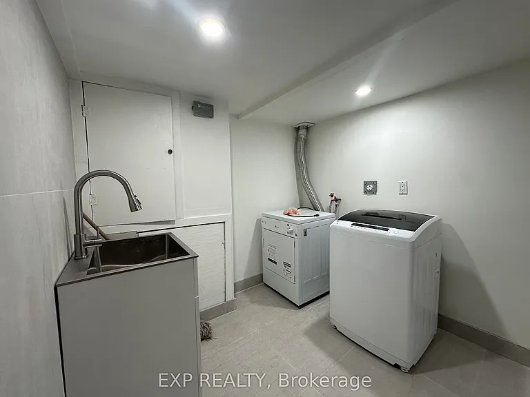926 Greenwood Ave — Photo 23