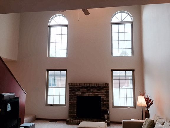 2nd image of 204 Terrace Ct