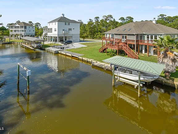 2nd image of 201 Baywood Dr