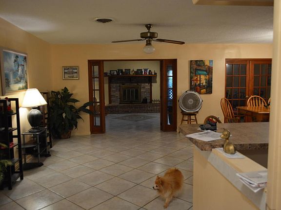 2nd image of 185 Catalina Isle Dr