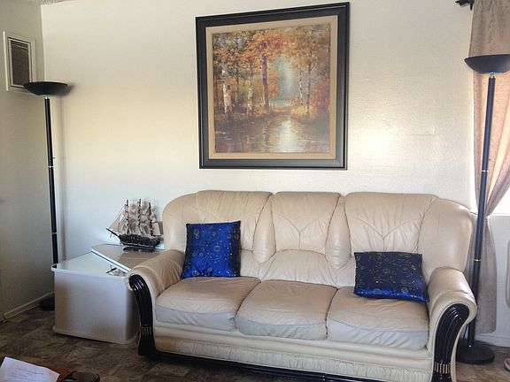 3rd image of 21809 Lanark St APT 28
