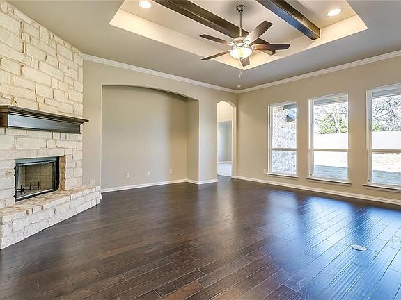 3rd image of 528 McKittrick Ct