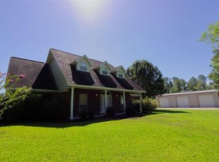 10935 County Road 701, Buna, TX 77612
