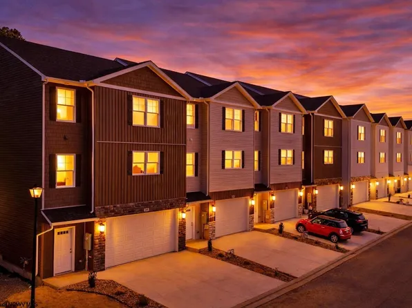 276 Red Oak Ln, Morgantown, WV 26501