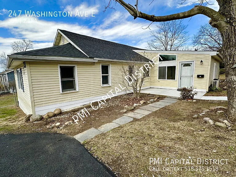 247 Washington Ave E — Photo 35