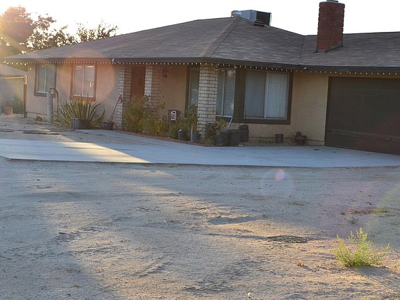 3rd image of 8807 E Avenue T2