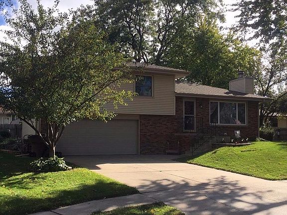 2nd image of 7221 Greenwood Ct