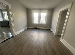 317 W Runyon St APT 3R, Newark, NJ 07108