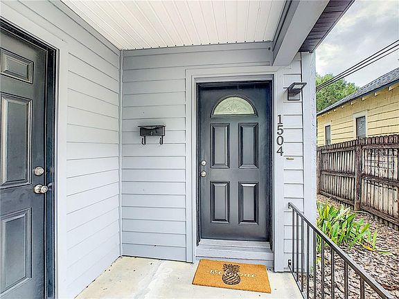 3rd image of 1504 E Jefferson St #1504