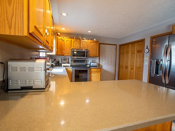 2nd image of 1107 Hillcrest Dr