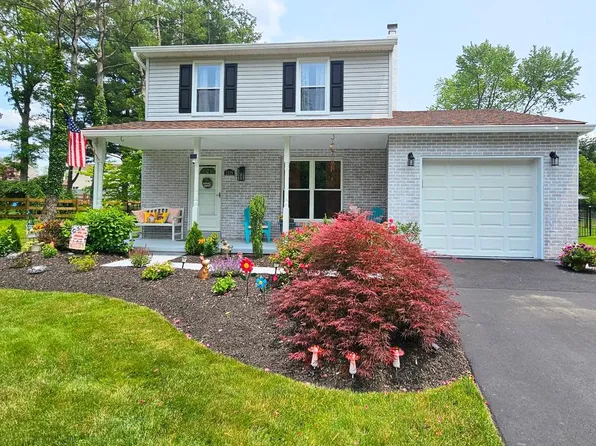 1519 Silver Lake Rd, Langhorne, PA 19047