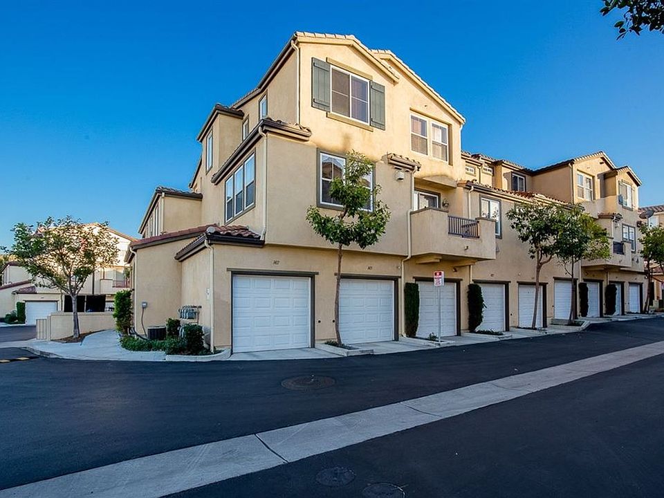 1st image of 1415 Paseo Aurora