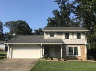 7409 Greenbriar Dr, Evansville, IN 47710