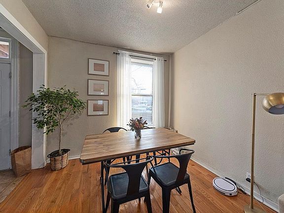 3rd image of 4066 Shaw Blvd #1