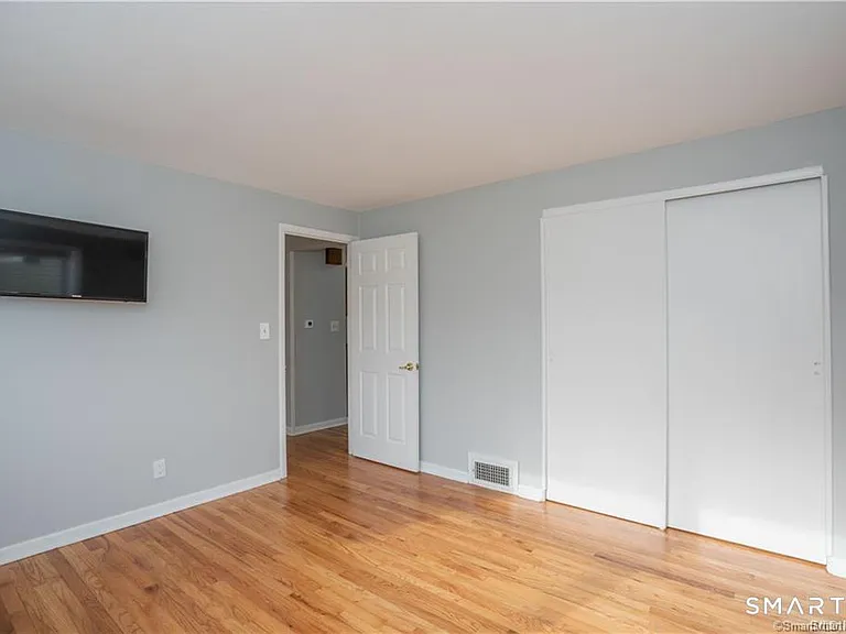 34 John Smith Dr — Photo 18