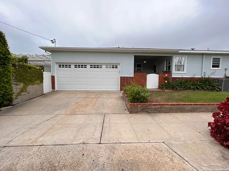 4405 Santa Monica Ave — Photo 14