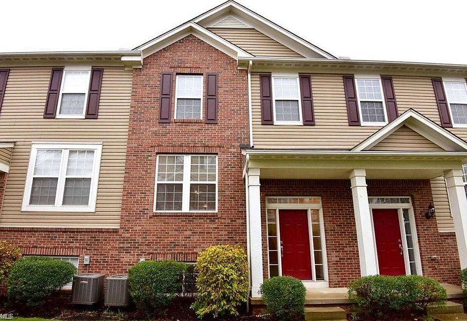 1st image of 319 Blair Dr