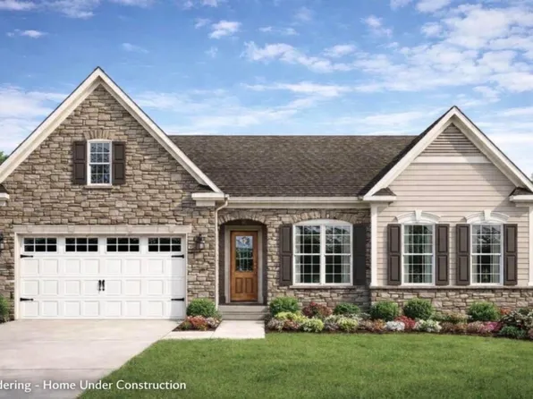 1493 Marion Country Club Dr, Marion, OH 43302