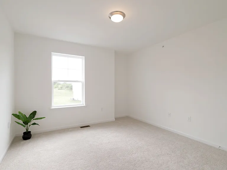 155 Bristlewood Ln — Photo 31