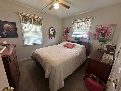 204 Crest Dr — Photo 11