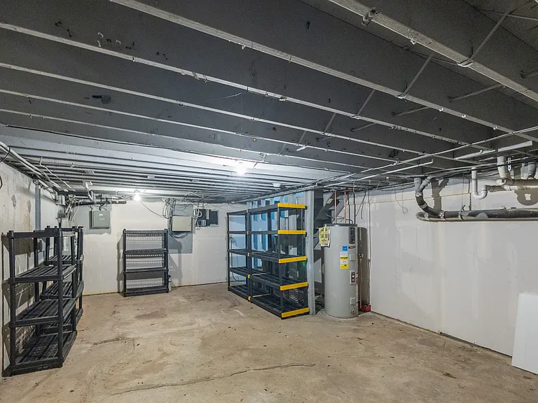 73 Millbrook Ln — Photo 19
