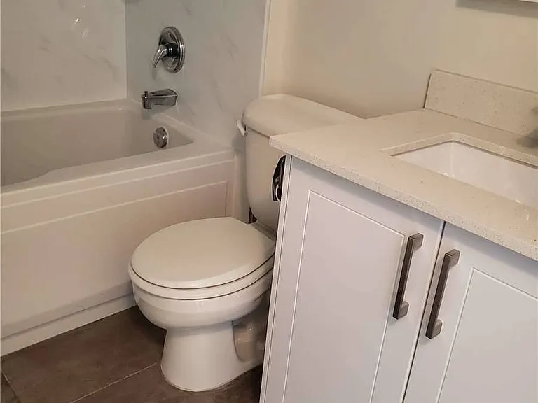 8 Hillcrest Ave #1508 — Photo 9