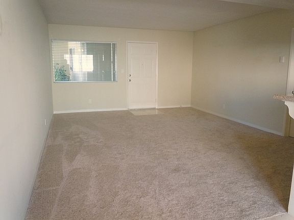 2nd image of 116 Paseo De La Concha APT 4