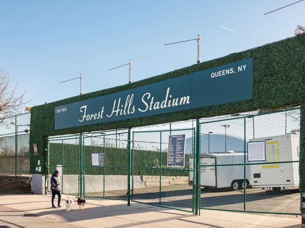 102-10 Queens Boulevard image 13 of 13