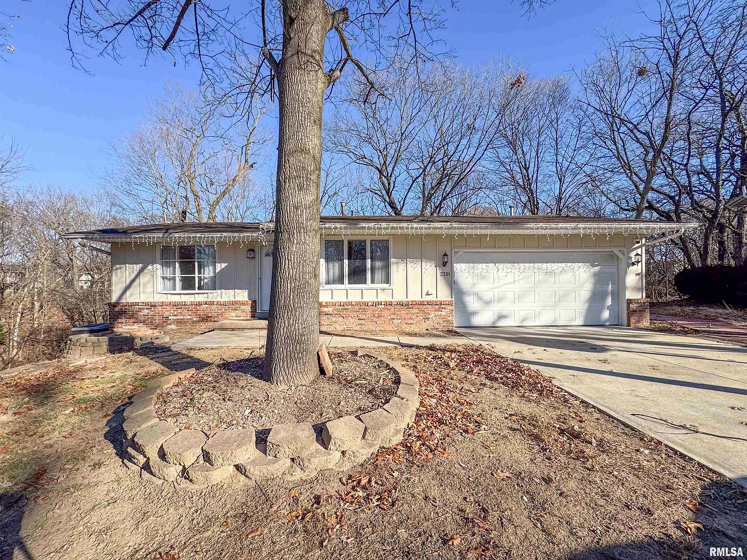 2301 W Manito Ct photo 1