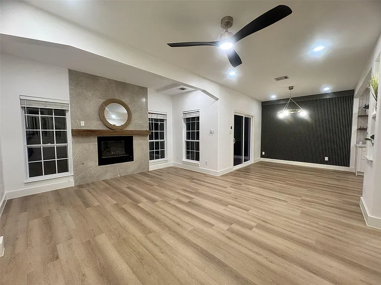 516 S Post Oak Ln #9 — Photo 8
