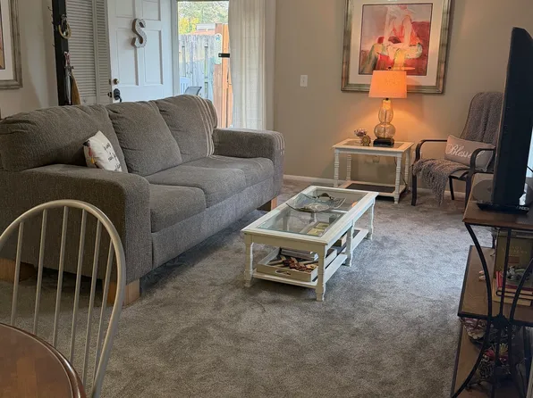 321 Twiggs Cor, Peachtree City, GA 30269