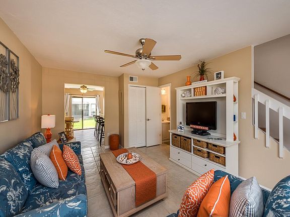 5th image of 115 Clyburn St #6