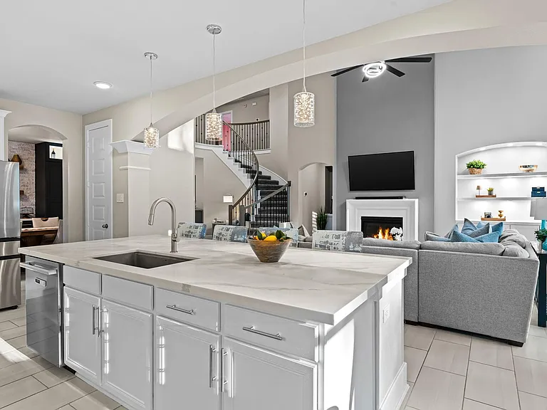 141 Bronze Bow Dr — Photo 13
