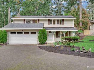 6210-6212 Woodlake Dr W, University Place, WA