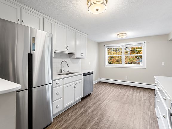5th image of 3650B Monroe Ave APT 6