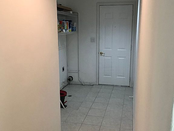 4th image of 9250 NW 60th Ave