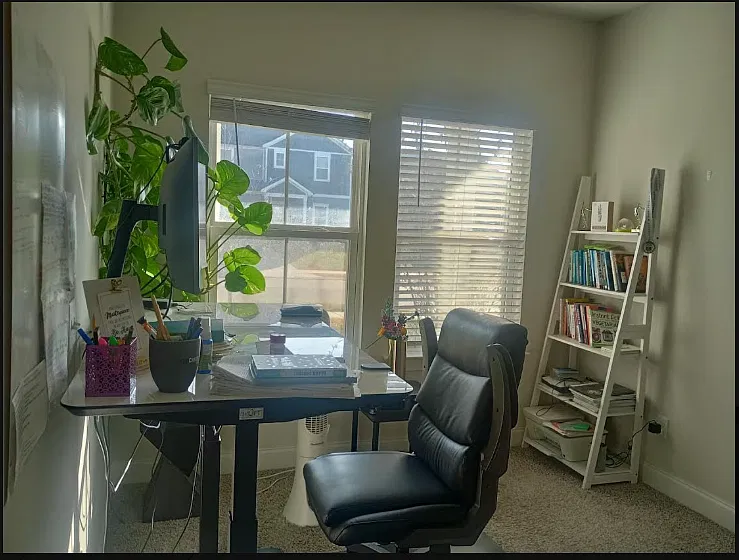 3 bed, 2234 sqft, $2,600 — Photo 4