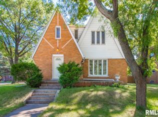 1330 N University St, Peoria, IL 61606