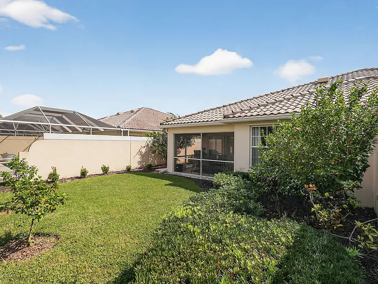 7542 Quinto Dr — Photo 52