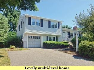 58 Appleyard Ln, Holliston, MA 01746