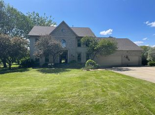 1424 Country Club Ln, Watertown, WI 53098