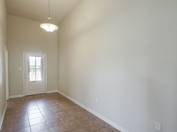 4th image of 11334 Windsor Ave
