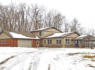 207 Dynamite Rd, Washington, PA 15301