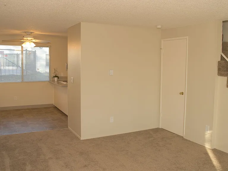 Lynn Oaks — Photo 7