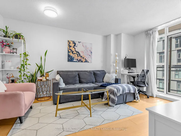 80 Mill St #613 — Photo 3